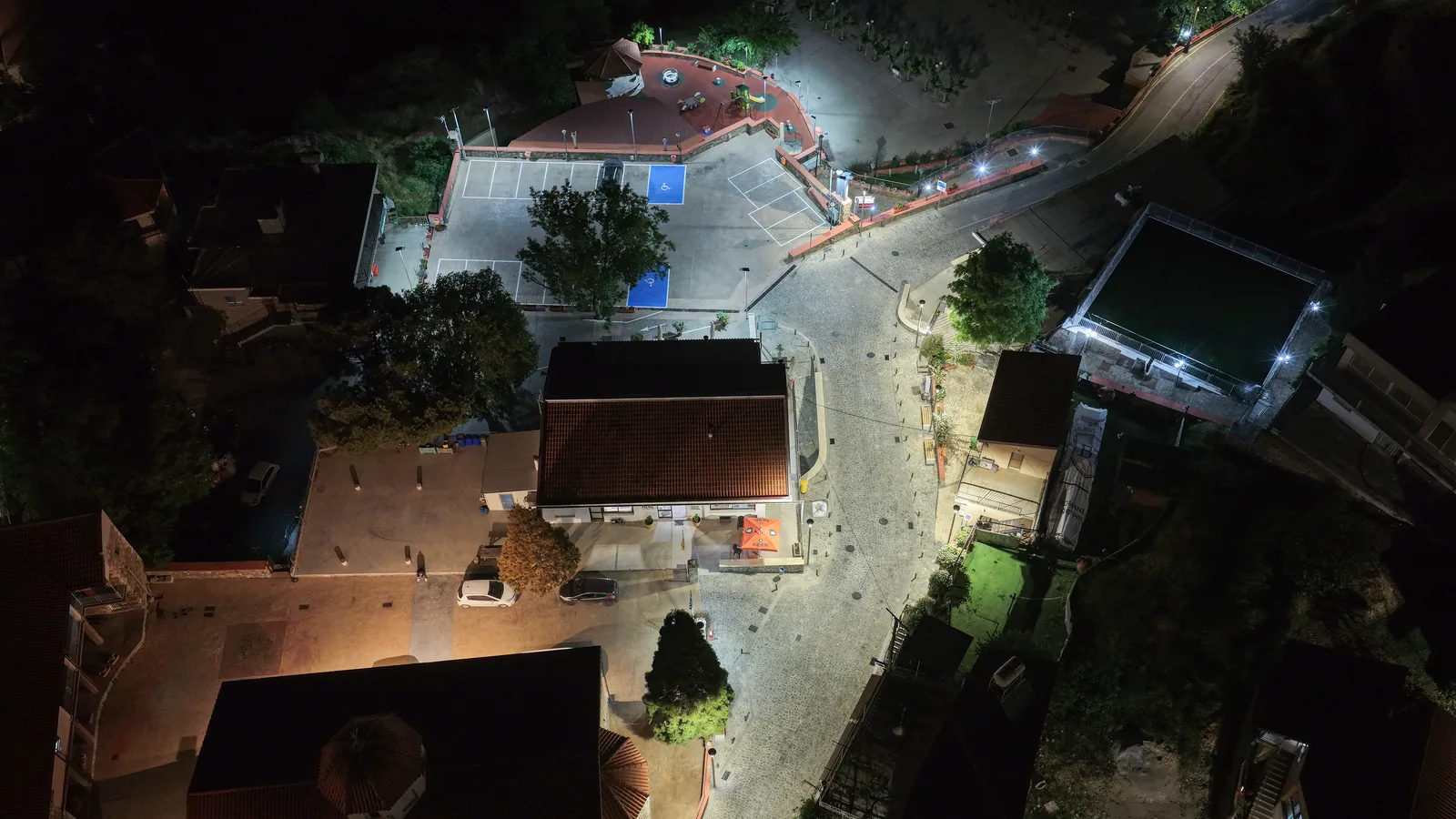 Farmakas Traditional Core lighting installation — project photo 13