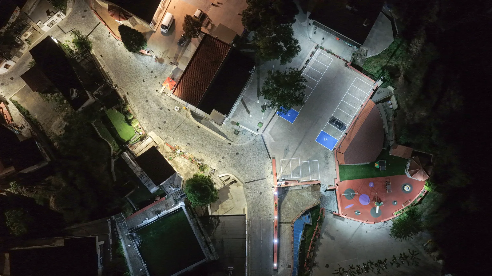 Lighting and public space regeneration in the traditional core of Farmakas village