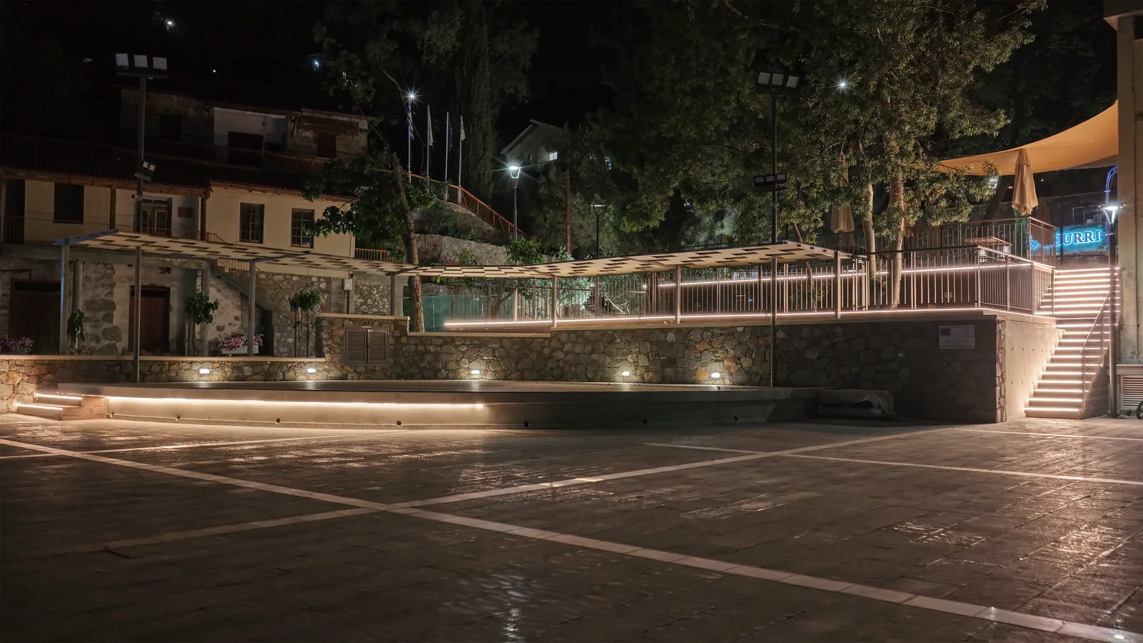 Gourri Community Square lighting installation — project photo 9