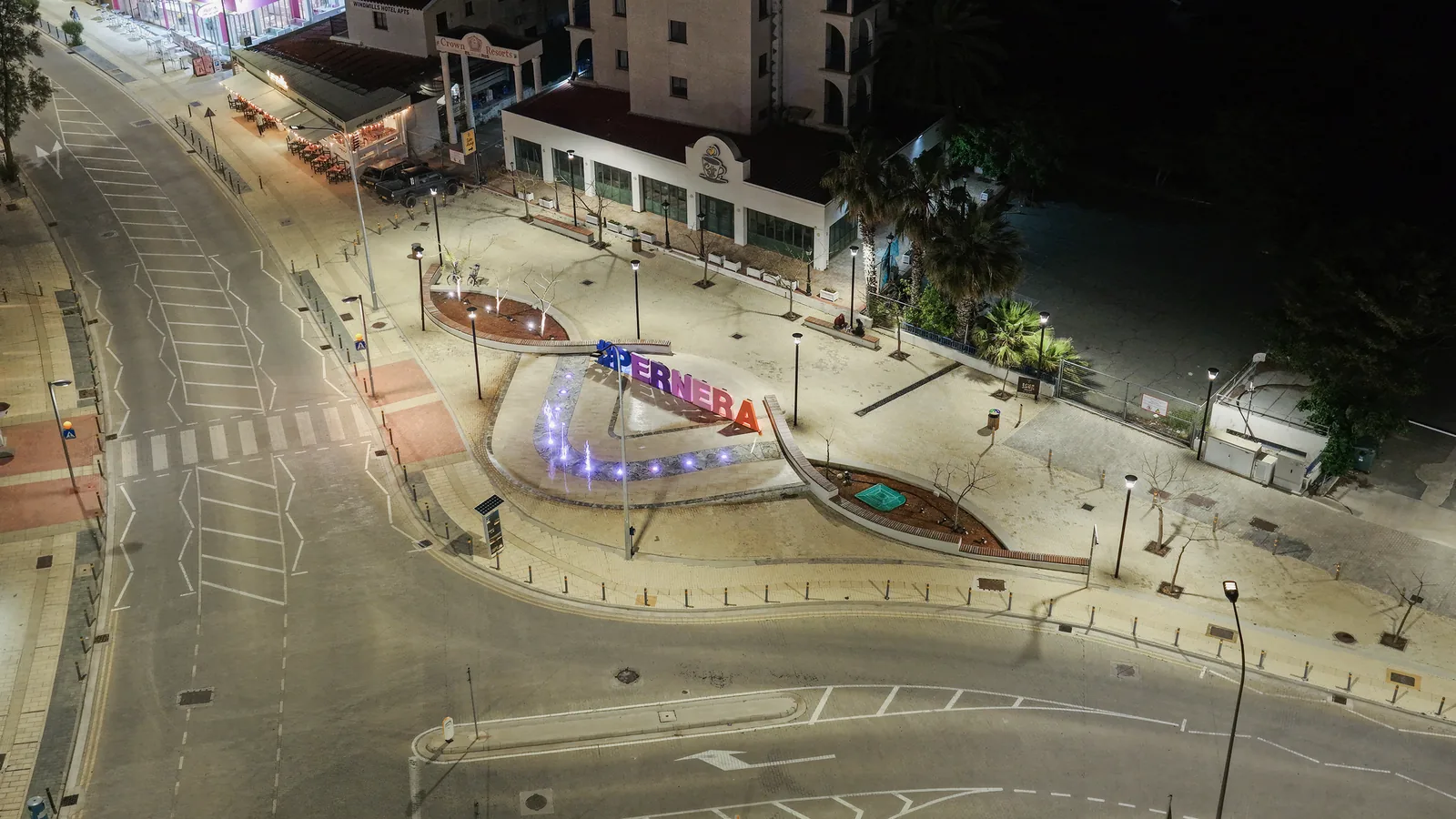 Pernera Plaza, Protaras lighting installation — project photo 3